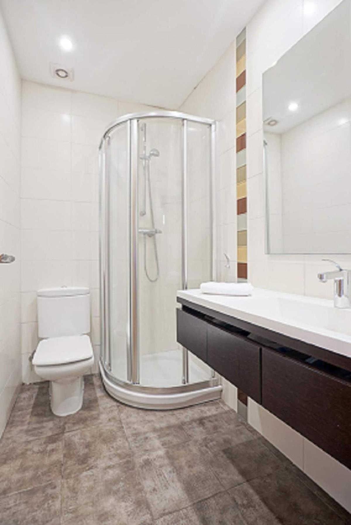 Super Offer Week 11to17 Aug25 Downtown, Terrace, Parking * San Sebastián